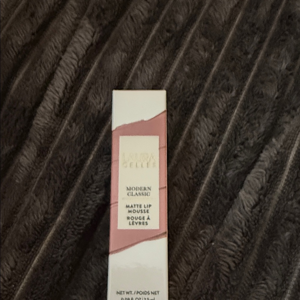 Laura Geller Modern Classic Matte Lip Mousse -never been opened with seal